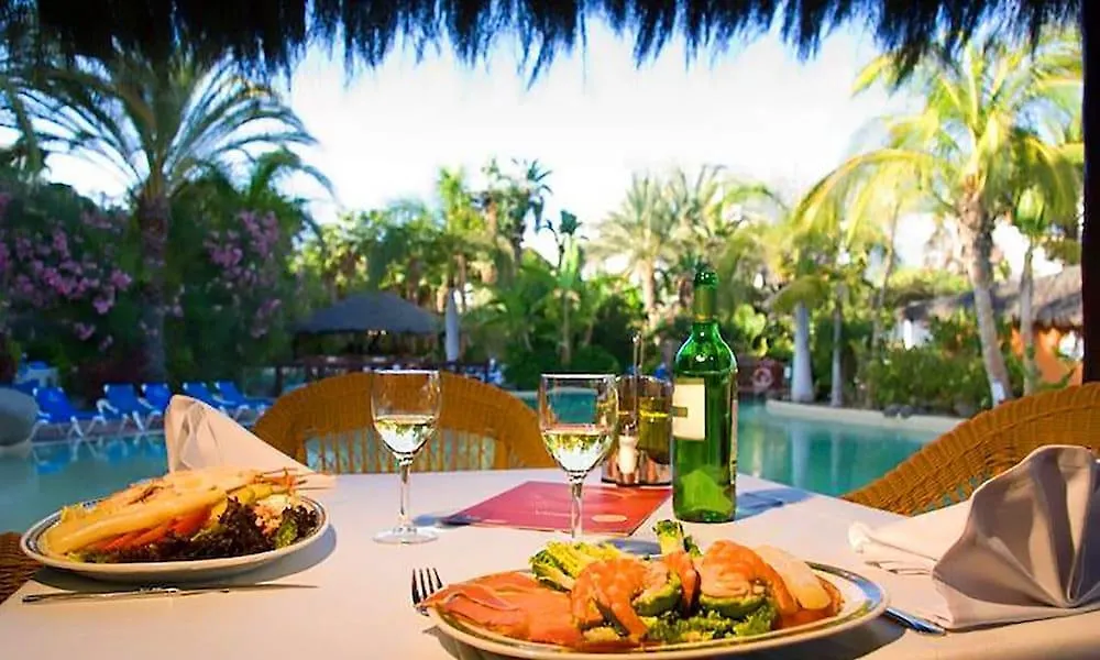 Maspalomas Oasis Club 2*, Maspalomas (Gran Canaria) Spain